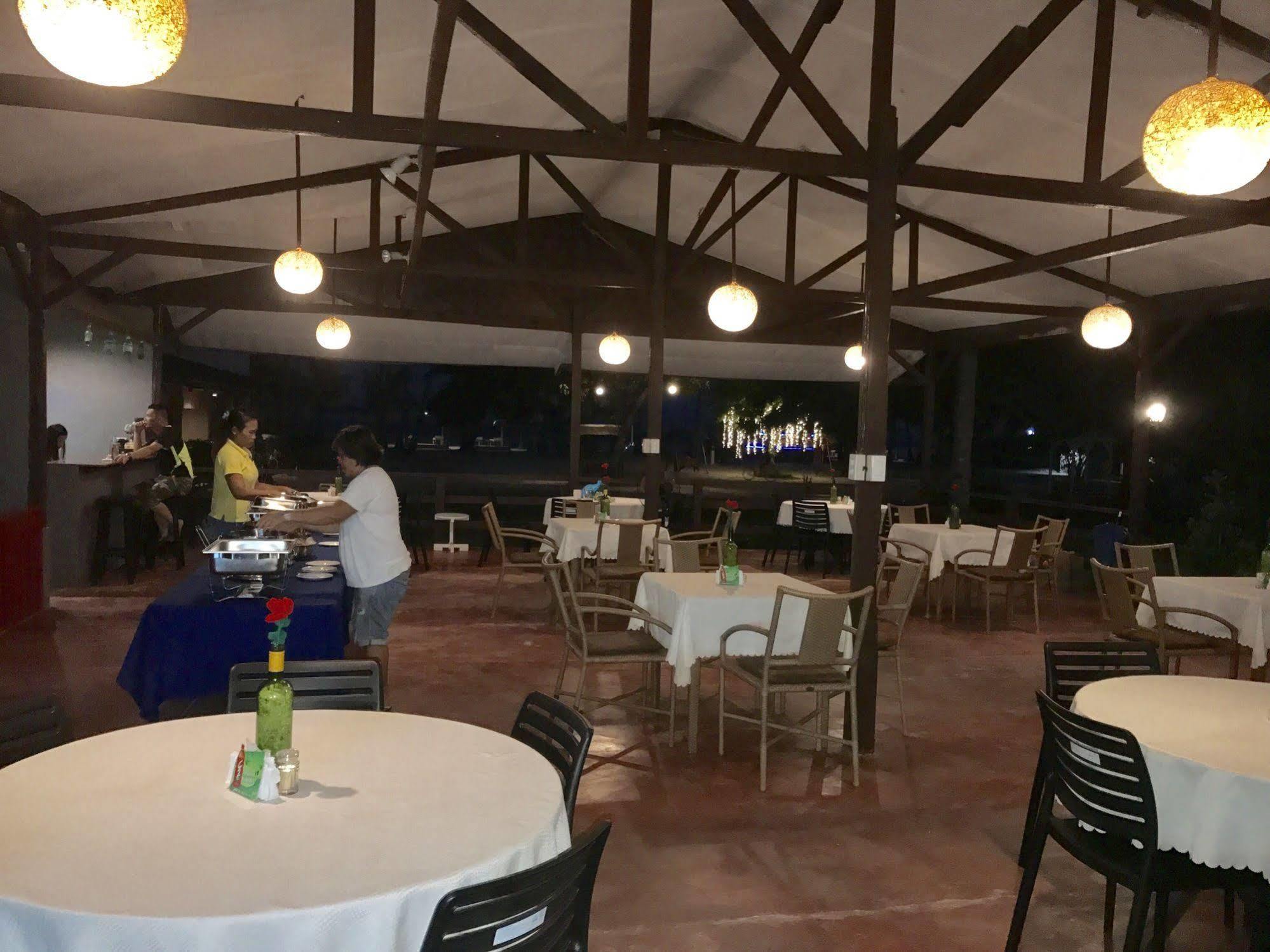 La Playa Estrella Beach Resort Santa Fe  Ngoại thất bức ảnh